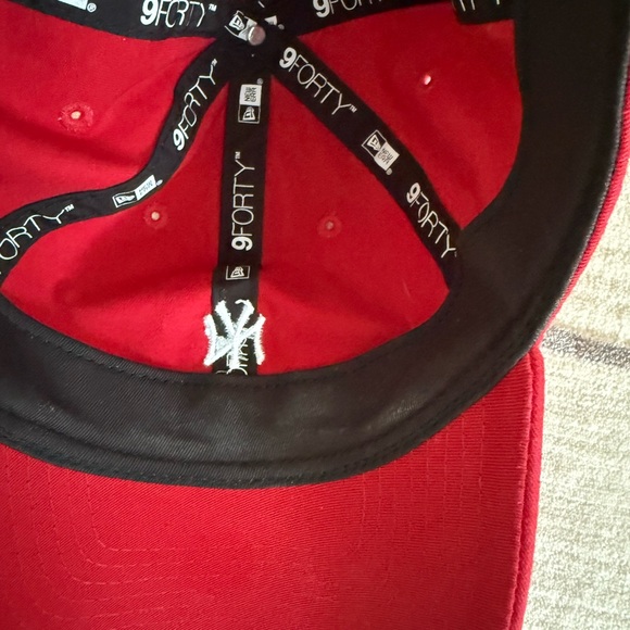 New Era 9FORTY Red Cap with White Logo - Picture 4 of 5
